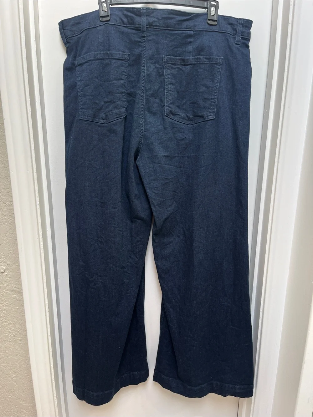NWOT Torrid High-Rise Wide Leg Jean, Size 18 Regular
